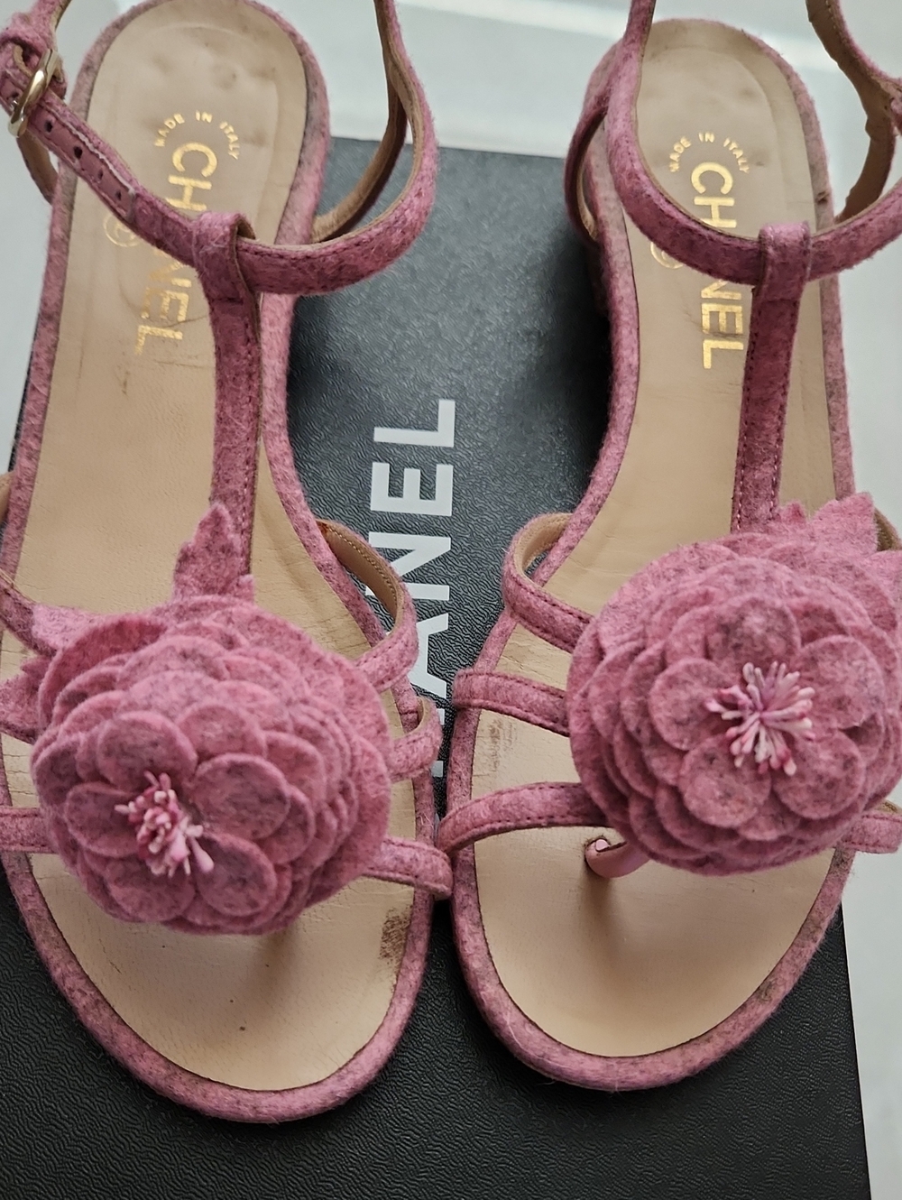 Chanel Chine Felt Pink Sandals Size 40 ( US 10) - Picture 4 of 14